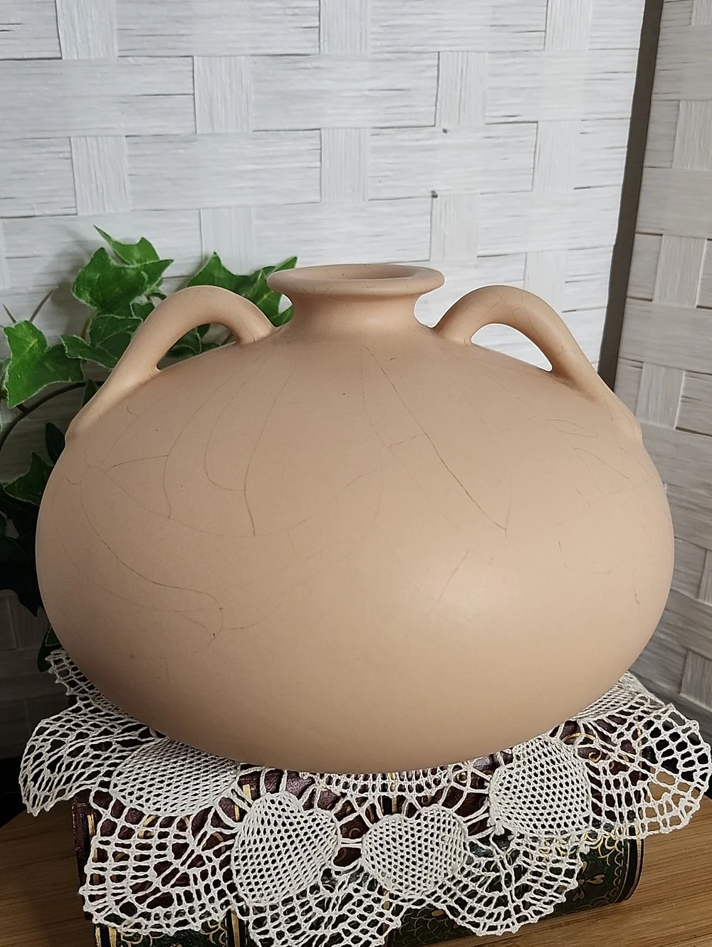 👉*PIER 1* COOL RUSTIC CLAY AMPHORA-STYLE VASE WITH FAUX CRAZING SURFACE PATTERN